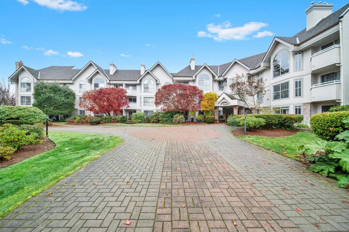 Photo de la propriété:  7171 121 Street 216  BC V3W 1G9 