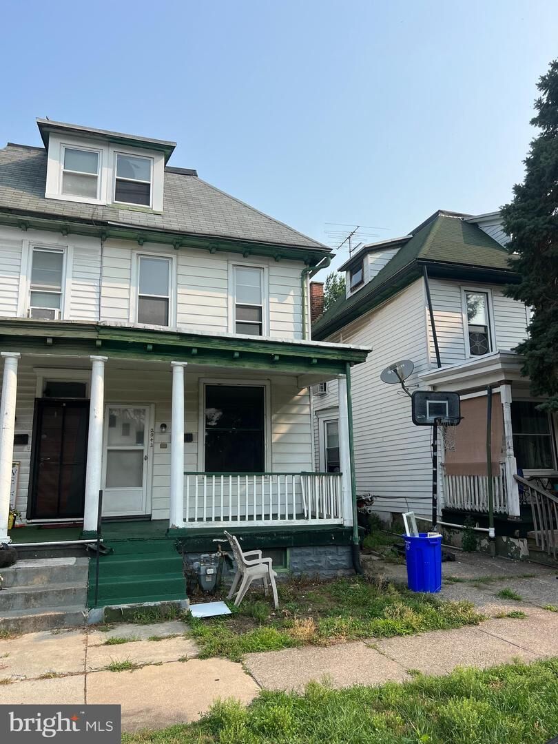 Property Photo:  2042 Berryhill Street  PA 17104 