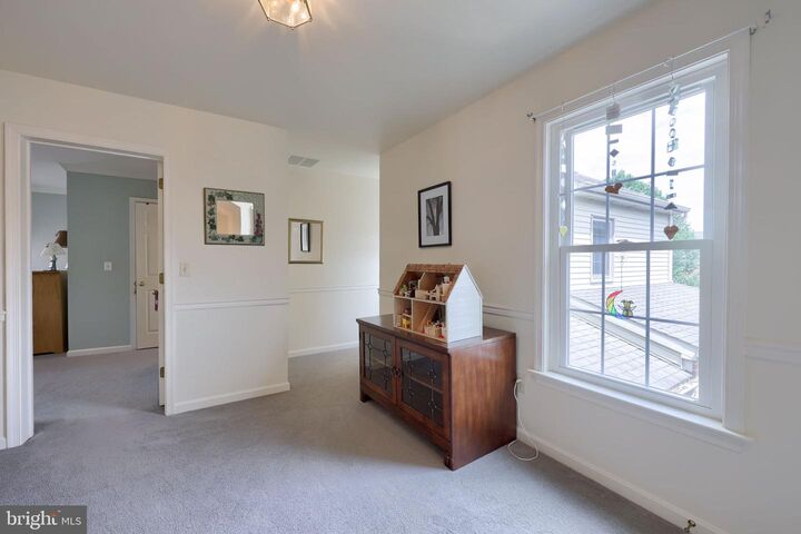 Property Photo:  