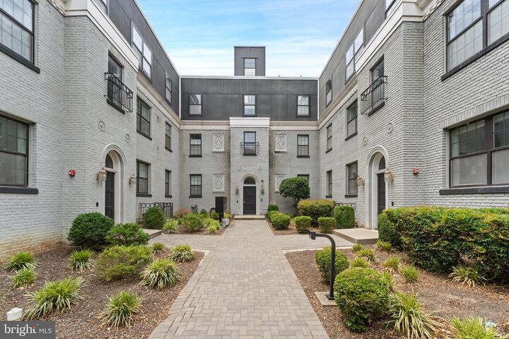 Property Photo:  16 17th Street NE 113  DC 20002 