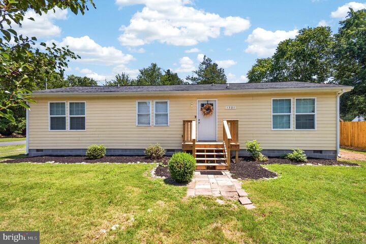 Property Photo: 1501 Laurel Drive MD 21804