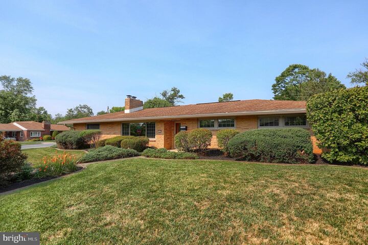Property Photo:  23 Columbia Drive  PA 17011 