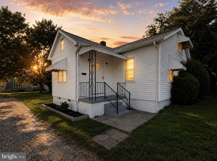 Property Photo:  117 Hillcrest Drive  VA 22401 