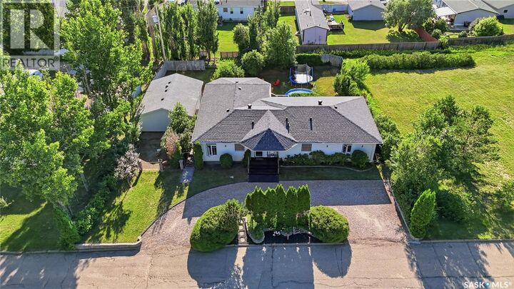 Property Photo: 308 3rd Street W SK S0L 0P0