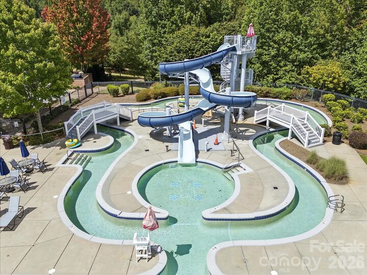 Property Photo: 1004 Viscount Drive NC 28104