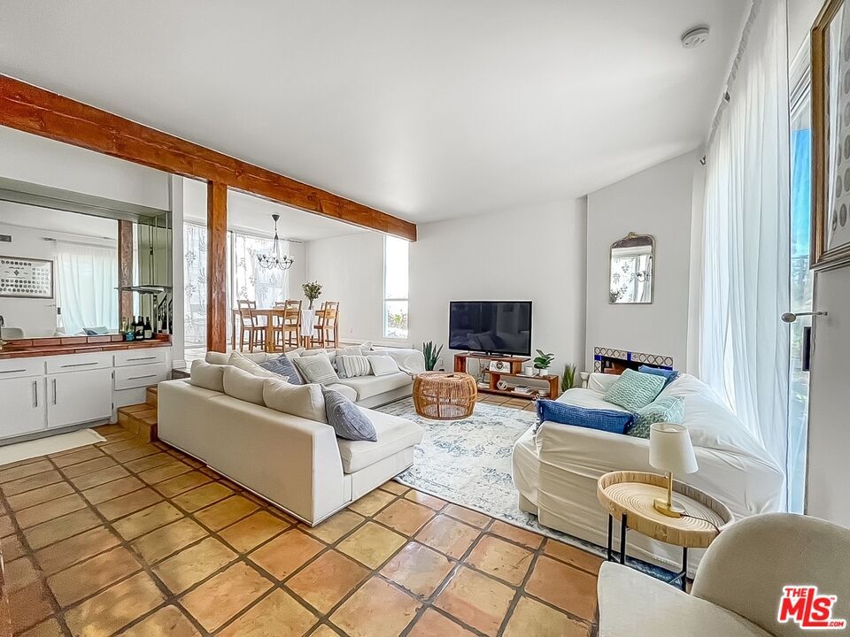 Property Photo: 28340 Rey De Copas Ln CA 90265