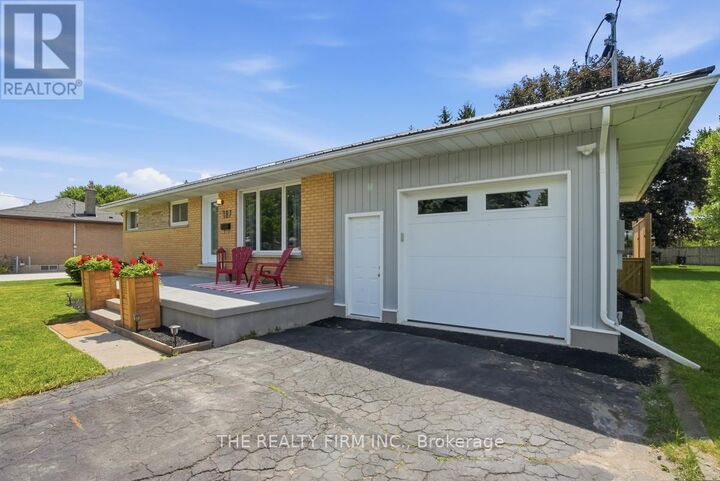 Property Photo:  187 Byron Street  ON N0M 2M0 