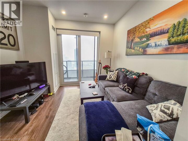 Property Photo:  15 Wellington Street South 2504  ON N2G 0E4 
