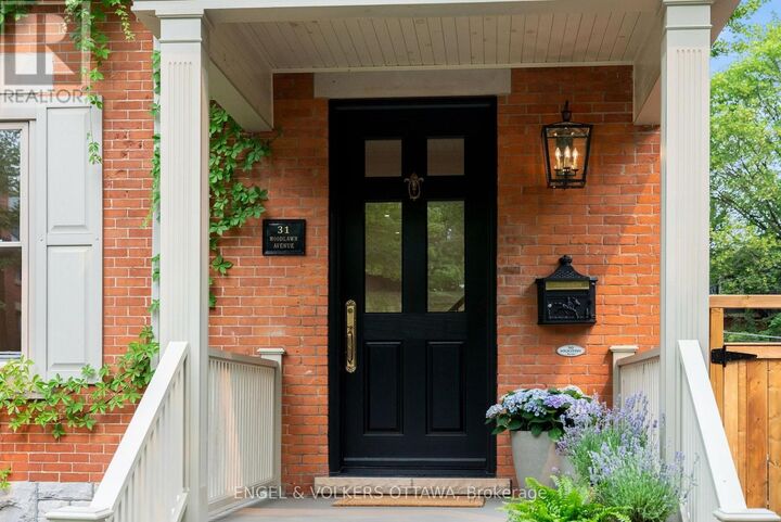 Property Photo:  31 Woodlawn Avenue  ON K1S 2S8 