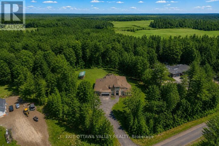 Property Photo: 740 Walford Road ON K8A 6W5