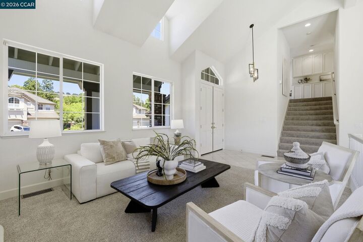 Property Photo:  183 Lasata Ct  CA 94526 