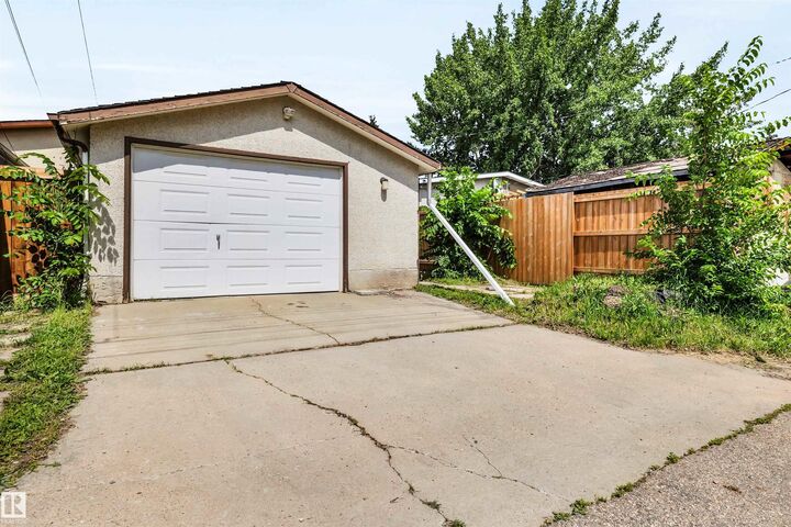 Property Photo: 11611 137 Avenue NW AB T5E 1Z6