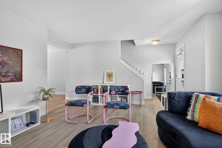 Property Photo:  5134 Mullen Road NW 6  AB T6R 0S7 