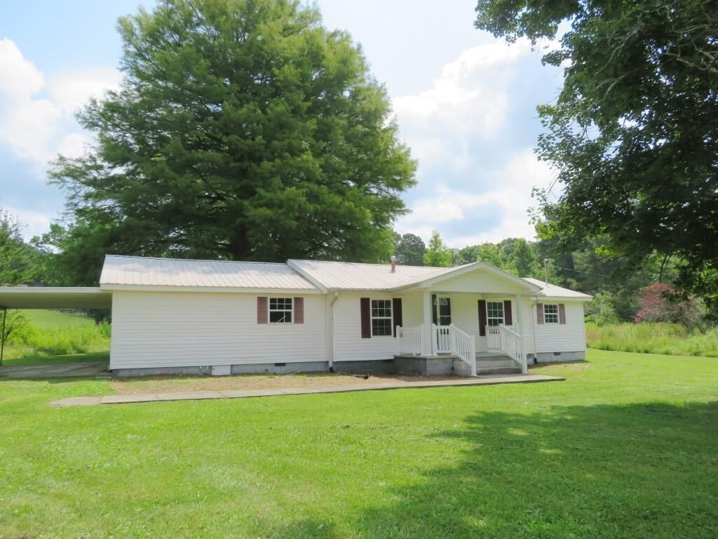 Property Photo:  3464 Old Federal Road S  GA 30705 
