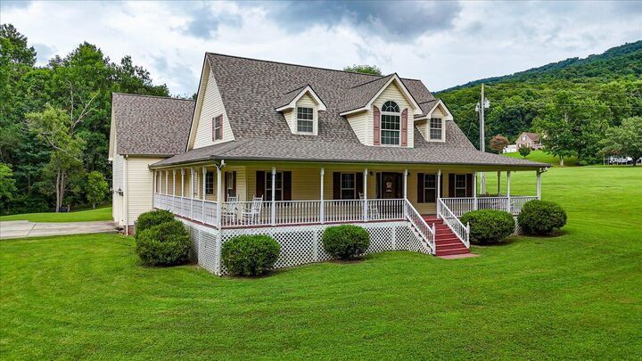 Property Photo: 135 McDonough Road TN 37397