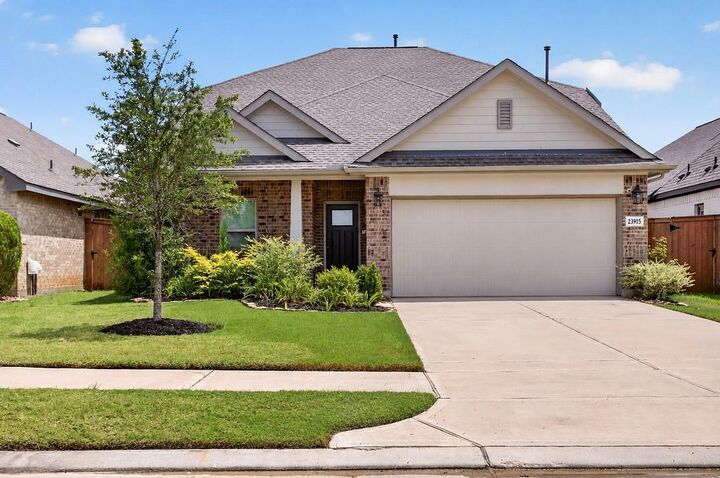 Property Photo: 23915 Sage Row Lane TX 77493