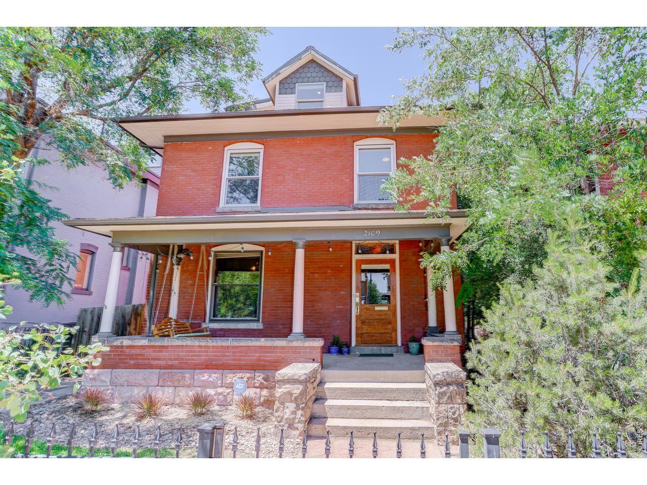 Property Photo:  2109 N Gilpin St  CO 80205 