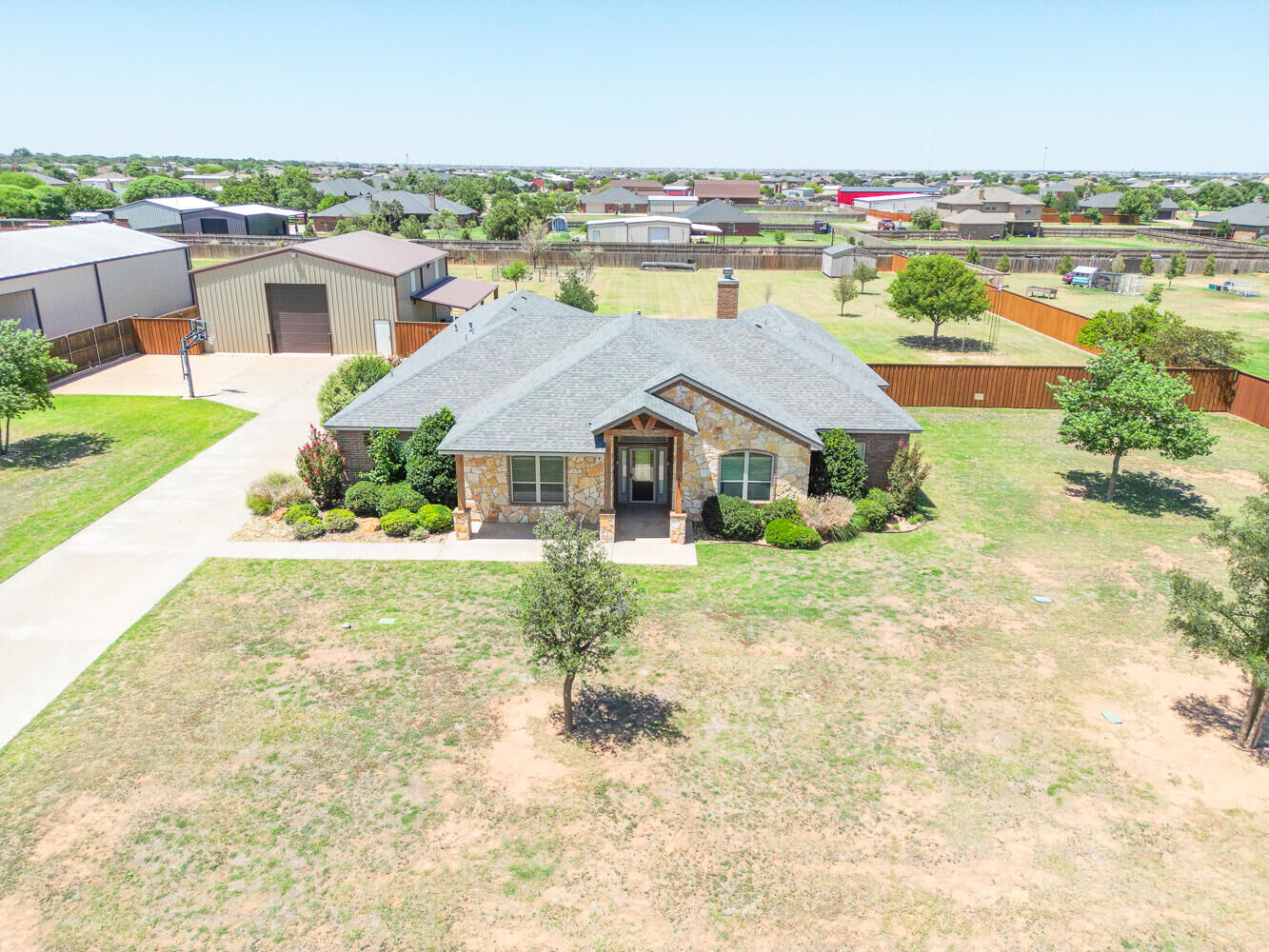 Property Photo: 3106 County Road 7560 TX 79423