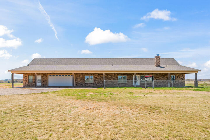 Property Photo: 4006 County Road 1200 TX 79407