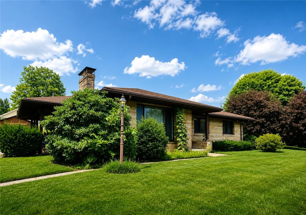 Property Photo: 9 E North Street PA 18250