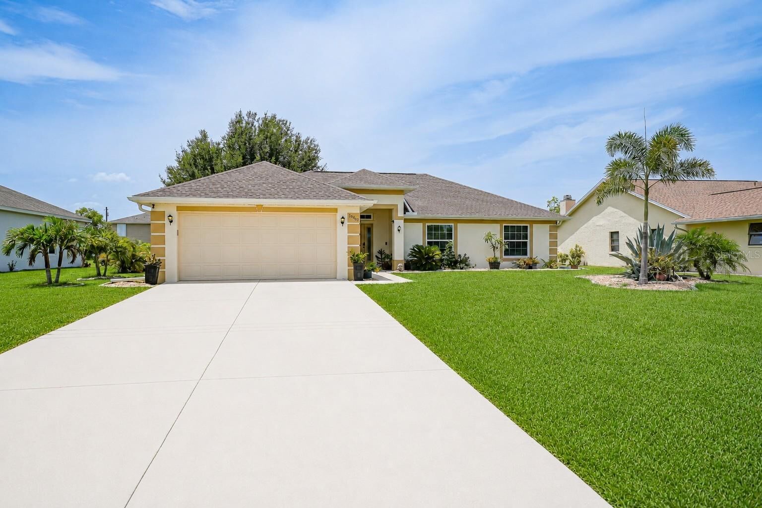 Property Photo:  26403 Rampart Boulevard  FL 33983 
