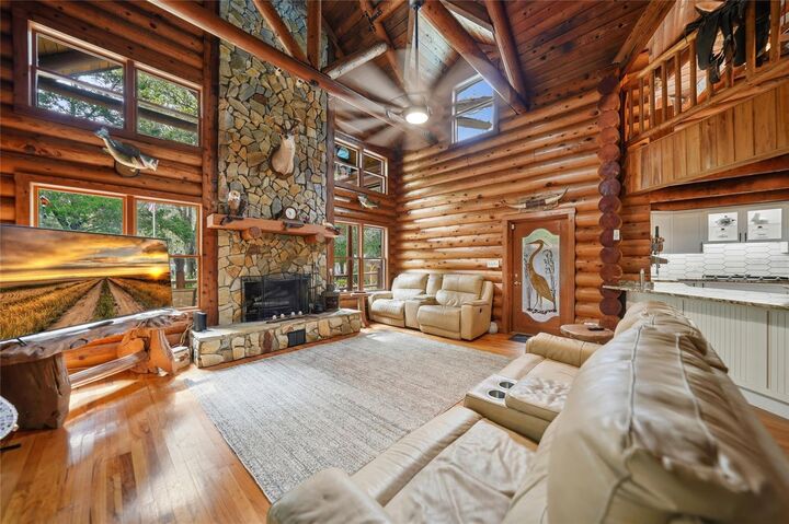 Property Photo: 8199 W Pinoak Court FL 34448