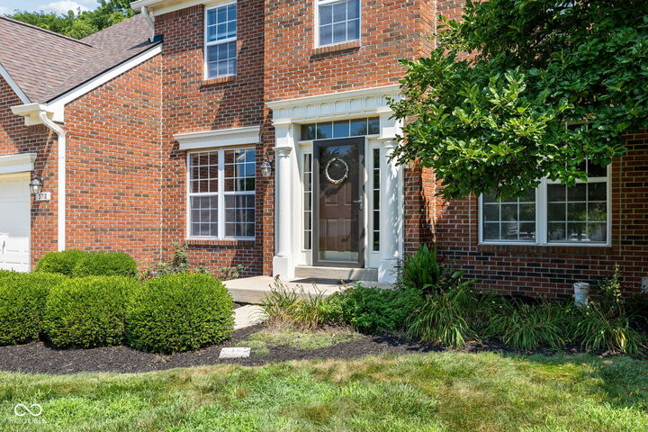 Property Photo:  5712 Pebblestone Court  IN 46033 