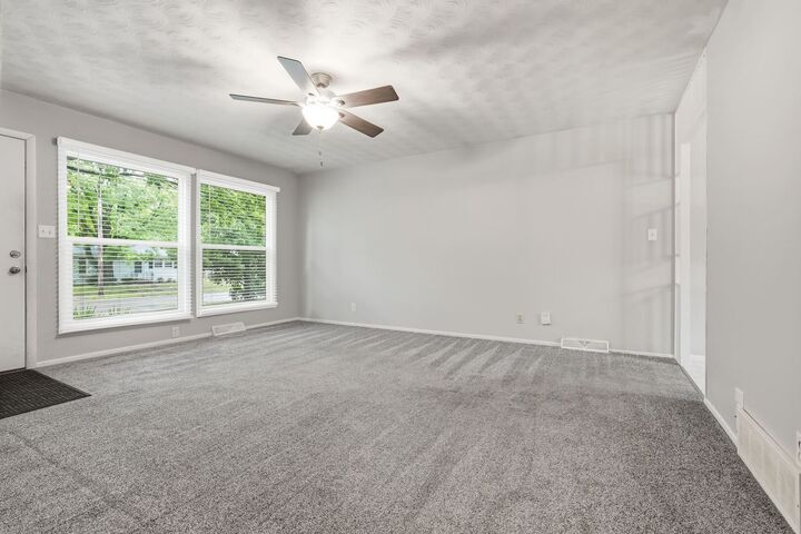 Property Photo:  1215 Rutledge Road  IL 61704 