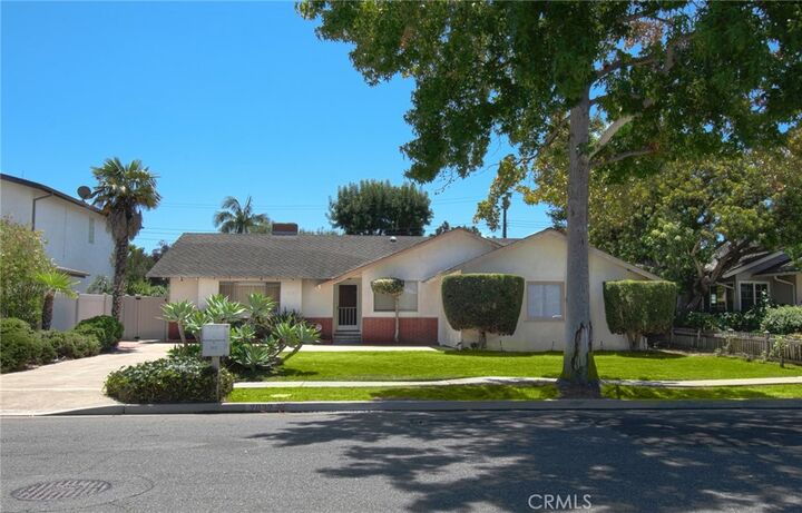 Property Photo:  2032 Aliso Avenue  CA 92627 