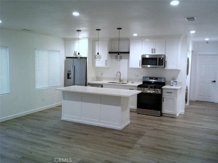 Property Photo: 120 E 68th St CA 90805