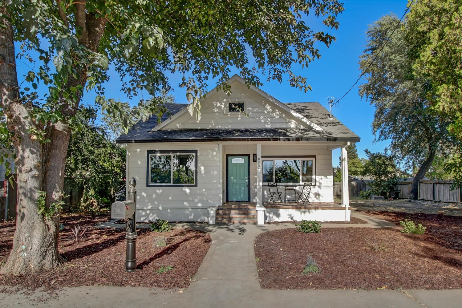 Property Photo: 505 Johnston Street CA 95776