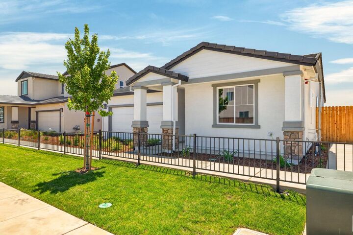 Property Photo:  1153 Wayne Way Lot15  CA 95993 