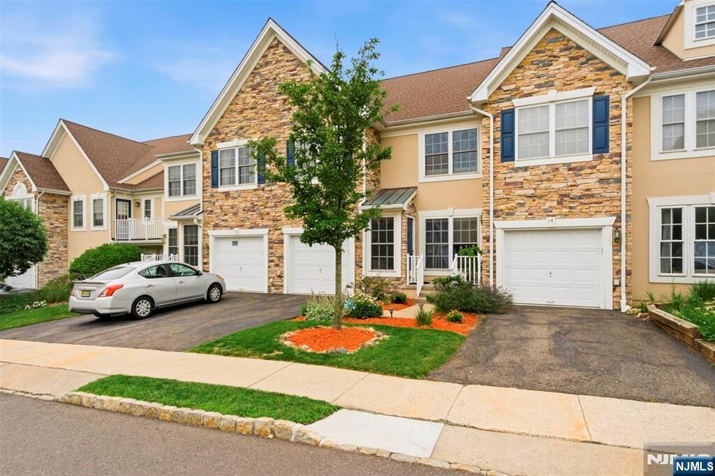Property Photo:  16 Magnolia Way  NJ 07508 
