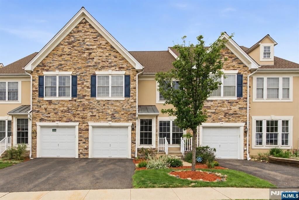 Property Photo:  16 Magnolia Way  NJ 07508 