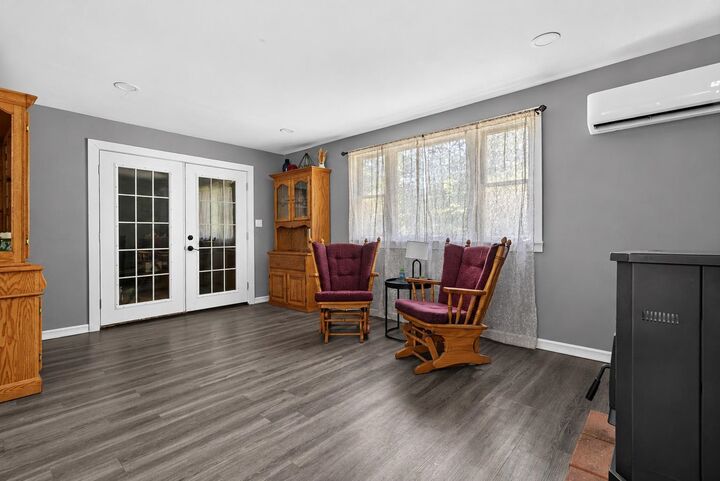 Property Photo: 8 Acre Street NH 03077