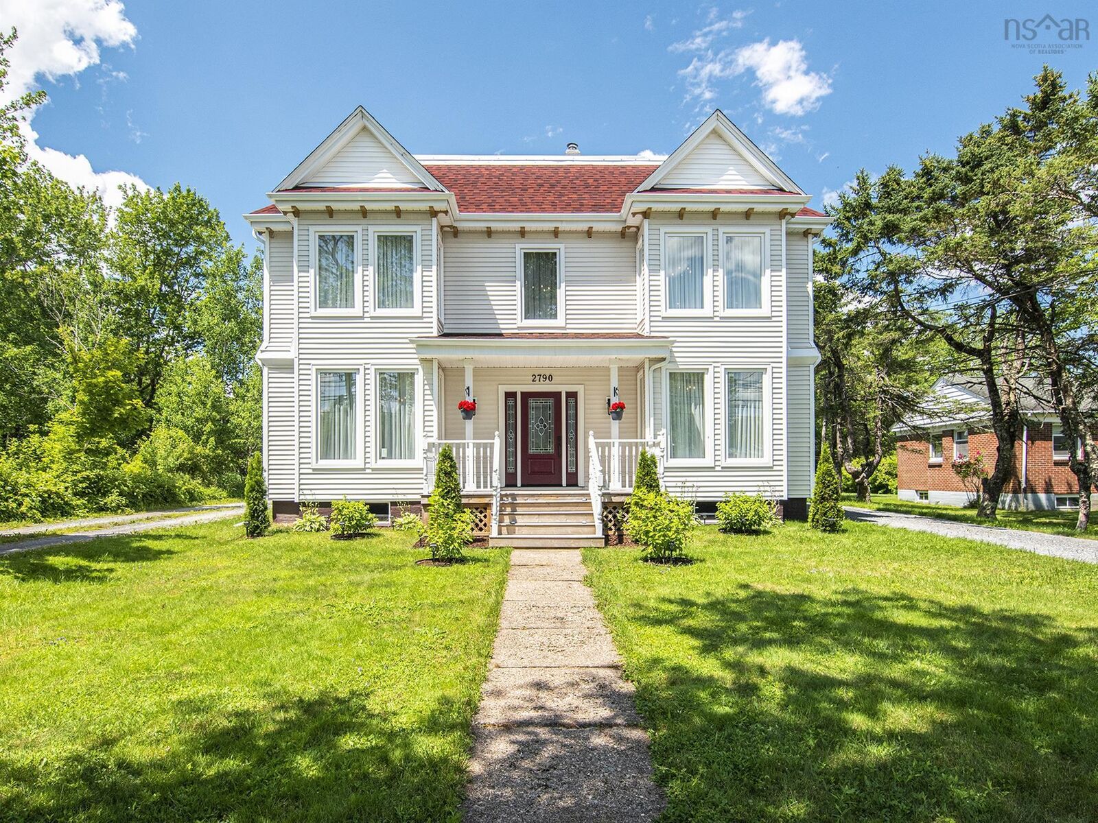 Property Photo: 2790 Highway 2 NS B0N 1H0