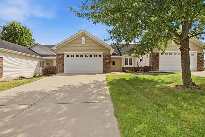 Property Photo: 1023 Woodland Drive MN 55033