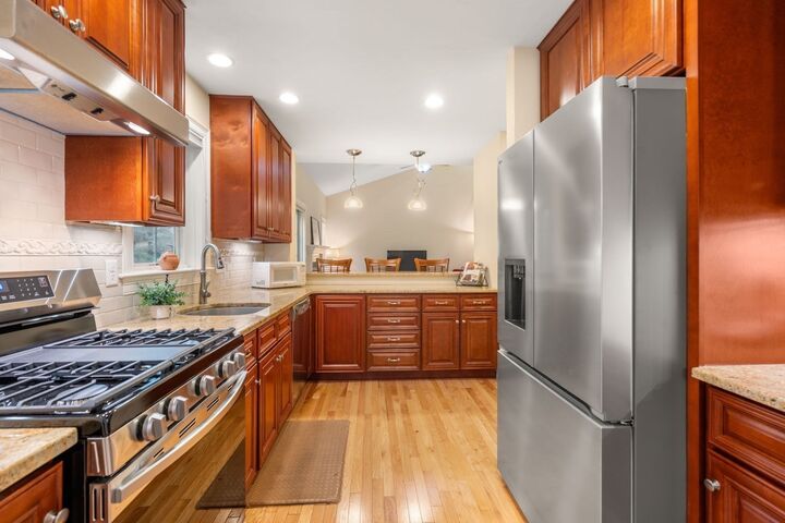 Property Photo: 3 McGill Ct 21-4 MA 01748