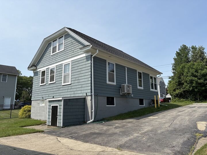 Property Photo:  202 Lincoln  MA 02771 