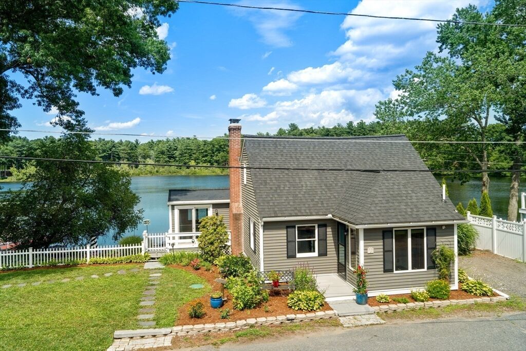 Property Photo:  32 Treasure Island Rd  MA 02762 