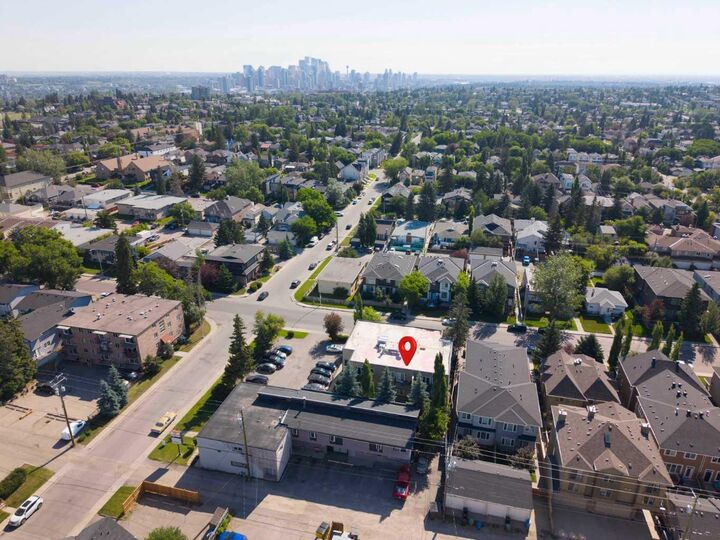 2411 29 Street SW 104 — photo 1