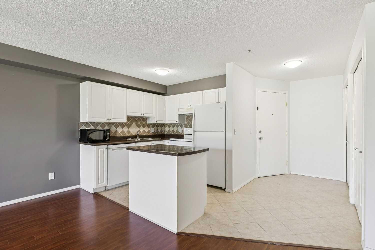 Property Photo:  1000 Citadel Meadow Point NW 209  AB T3G 5N5 