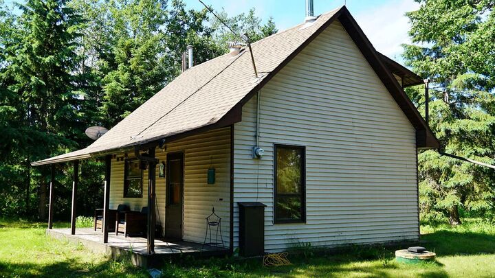203 Wenzel Drive — photo 1