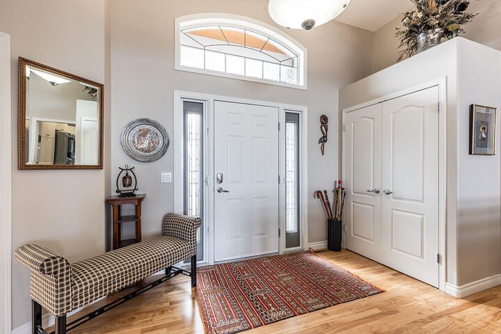 Property Photo: 28 Chinook Place SW AB T1A 8S1