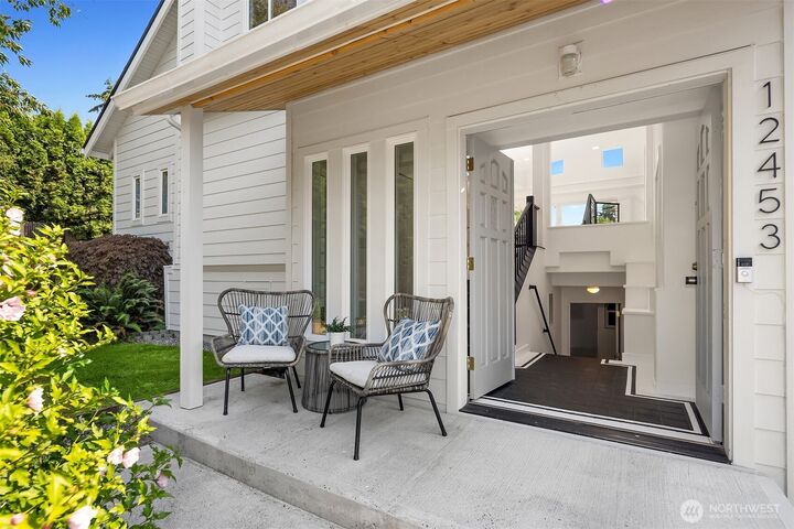 Property Photo: 12453 NE 104th Street WA 98033