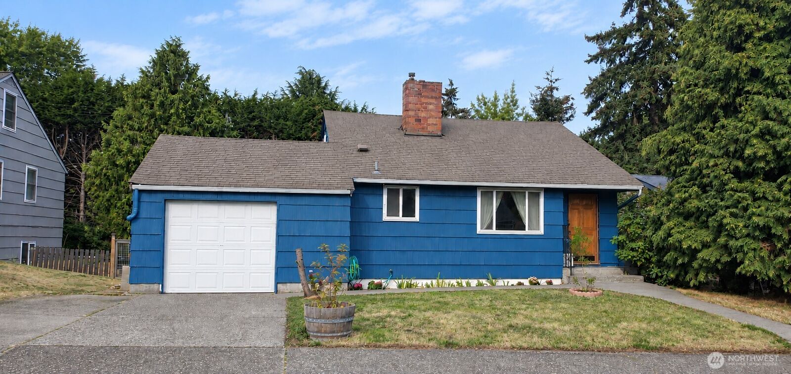 Property Photo: 9219 26th Avenue SW WA 98106