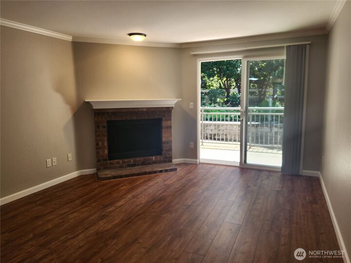 Property Photo:  10014 NE 127th Place A-103  WA 98034 