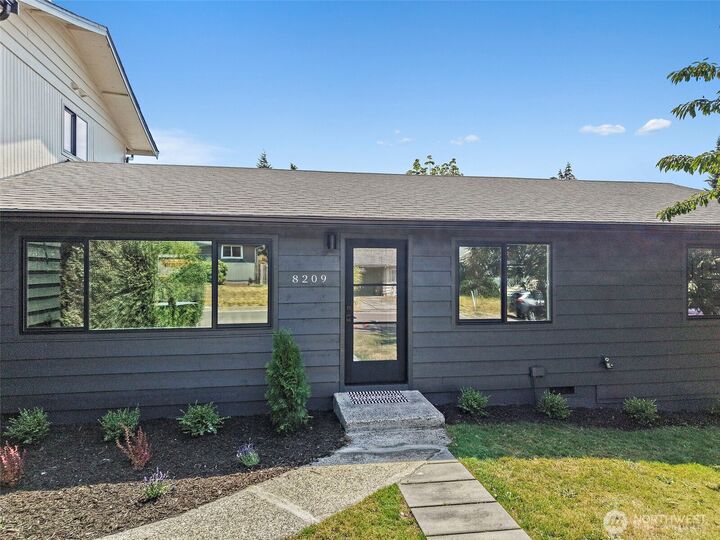 Property Photo:  8209 NE  144th Street  WA 98034 