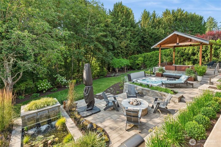 Property Photo: 4405 229th Place SE WA 98075