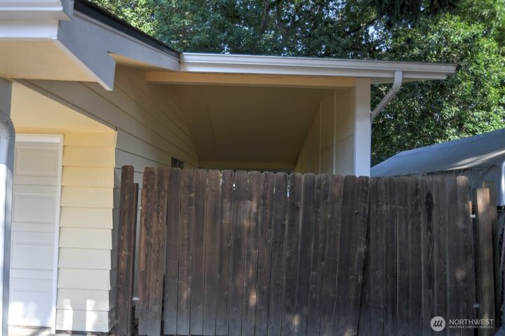 Property Photo:  2208  Angela Street SE  WA 98503 